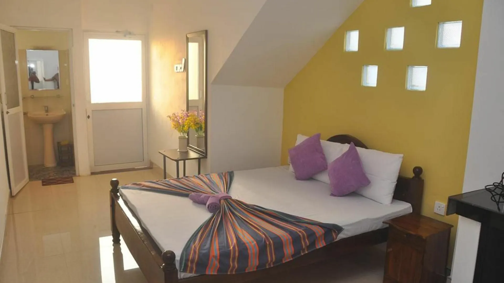 Yoho Rohans Place Negombo 2*,