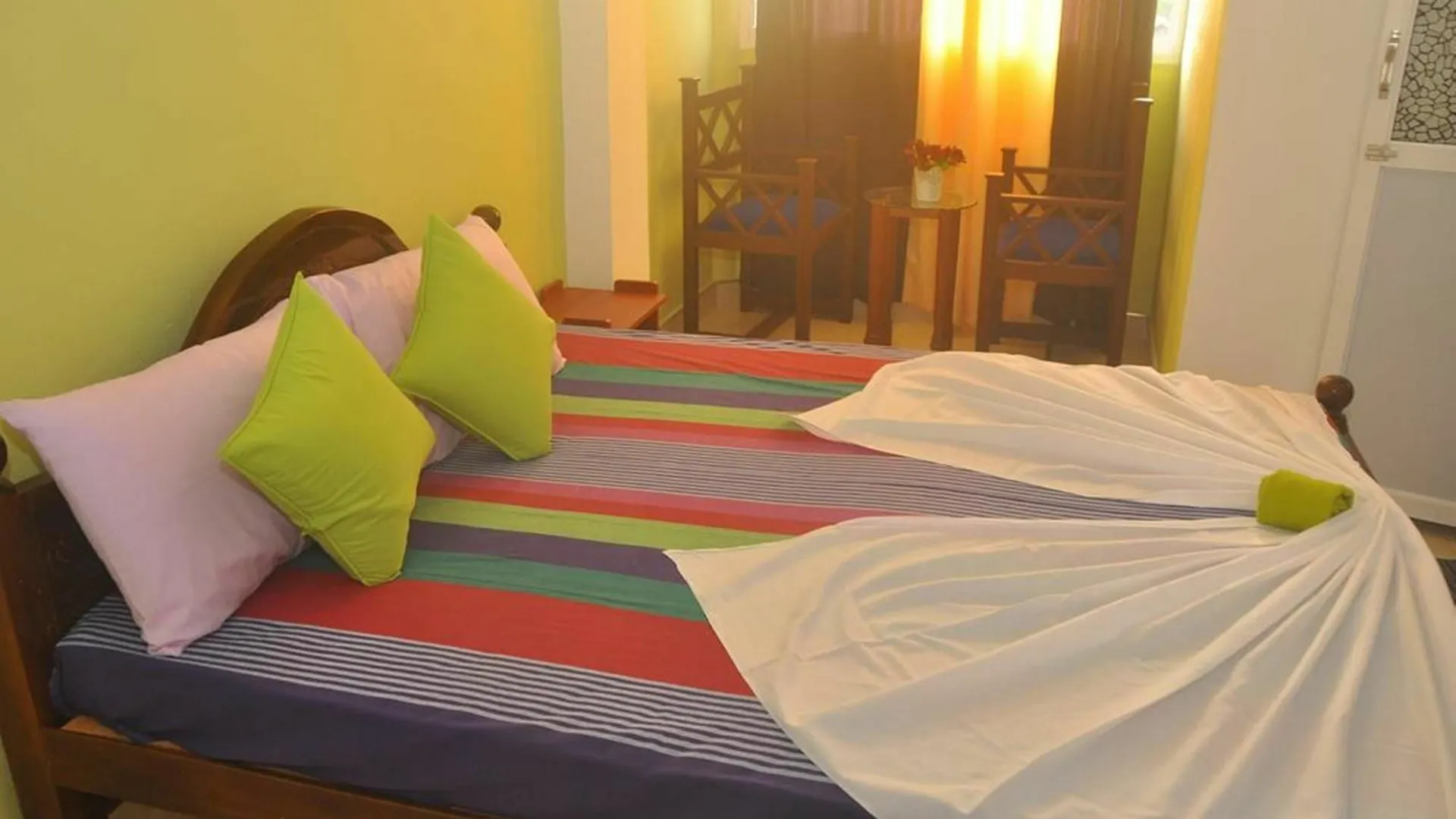 Yoho Rohans Place Negombo 2*,  Šrí Lanka